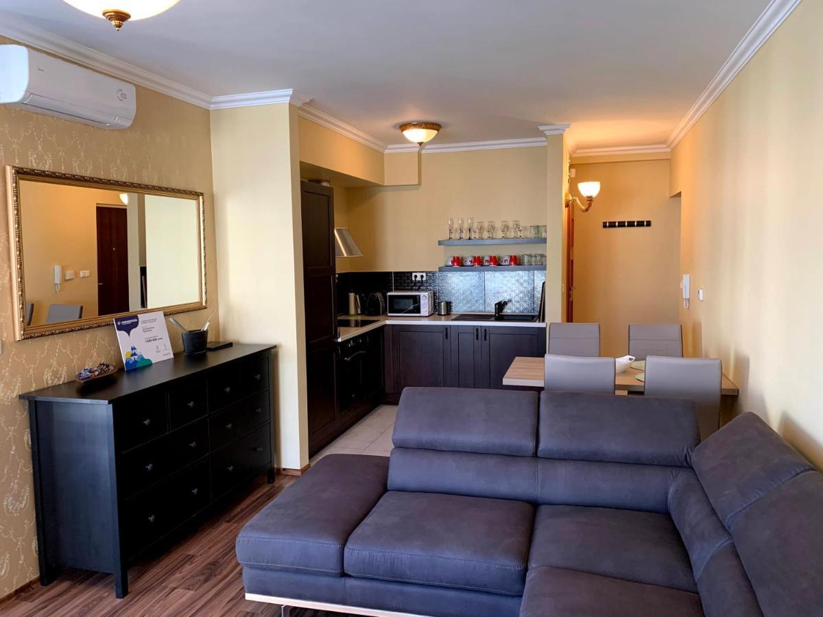 Lakeside Luxury Apartment ซามาร์ดี ภายนอก รูปภาพ